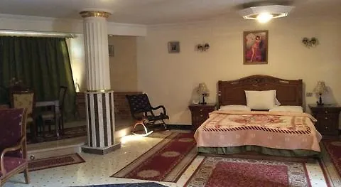 Szálloda Summer Palace 3*